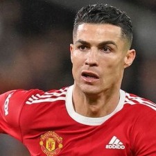 O Manchester United ainda dá esperança de vitória a CRISTIANO RONALDO